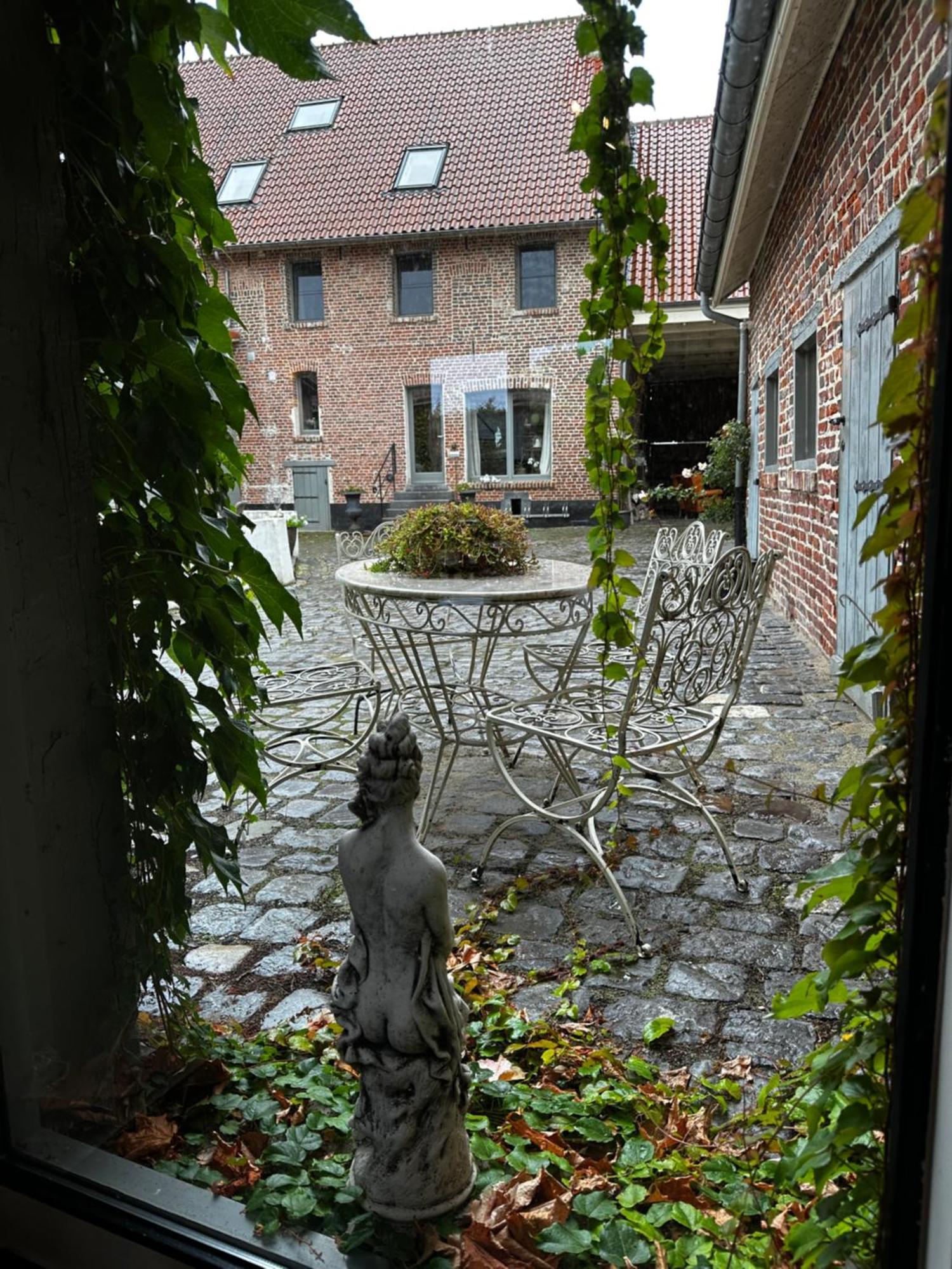 De Verborgen Parel B&B Borgloon Bagian luar foto