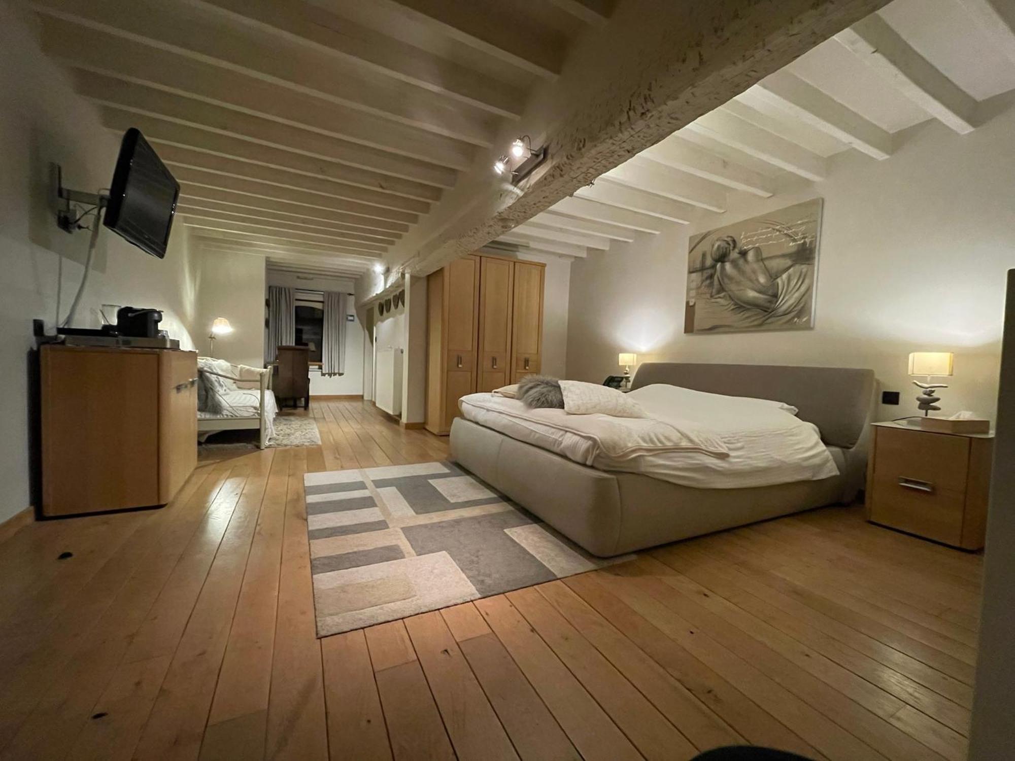 De Verborgen Parel B&B Borgloon Bagian luar foto